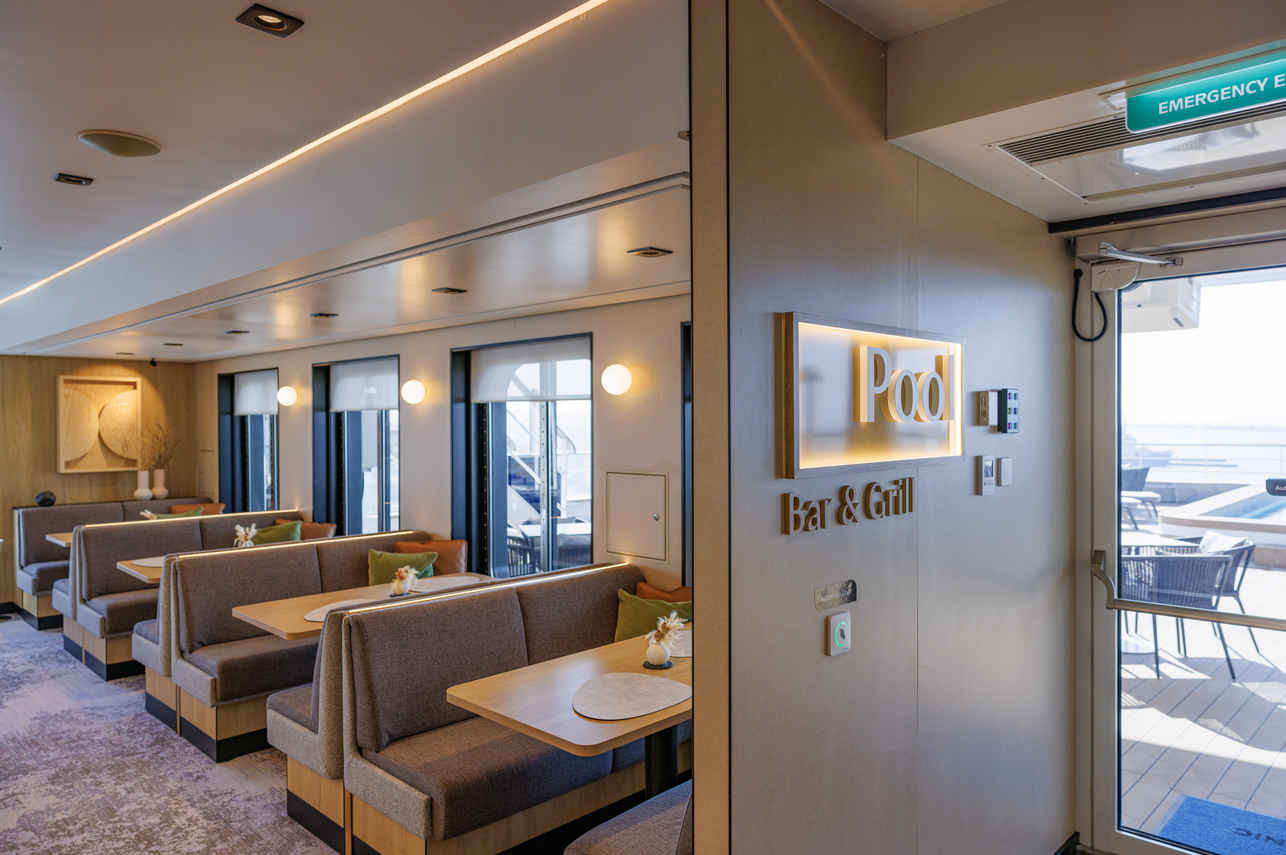 Club Lounge