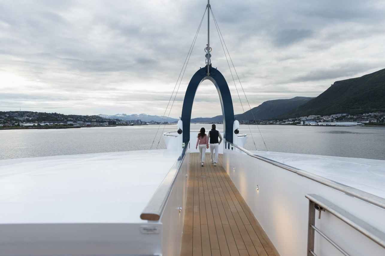 Swan Nest