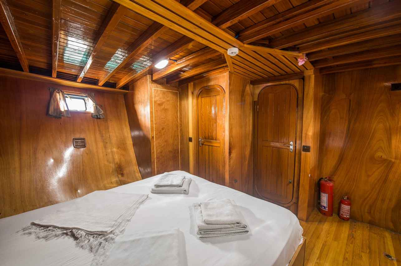 Cabine Dupla Casal - Valerie