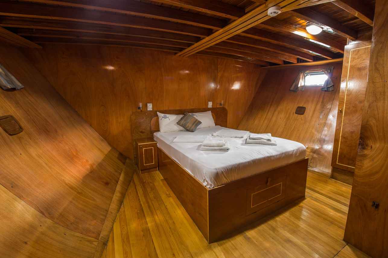 Cabine Dupla Casal - Valerie