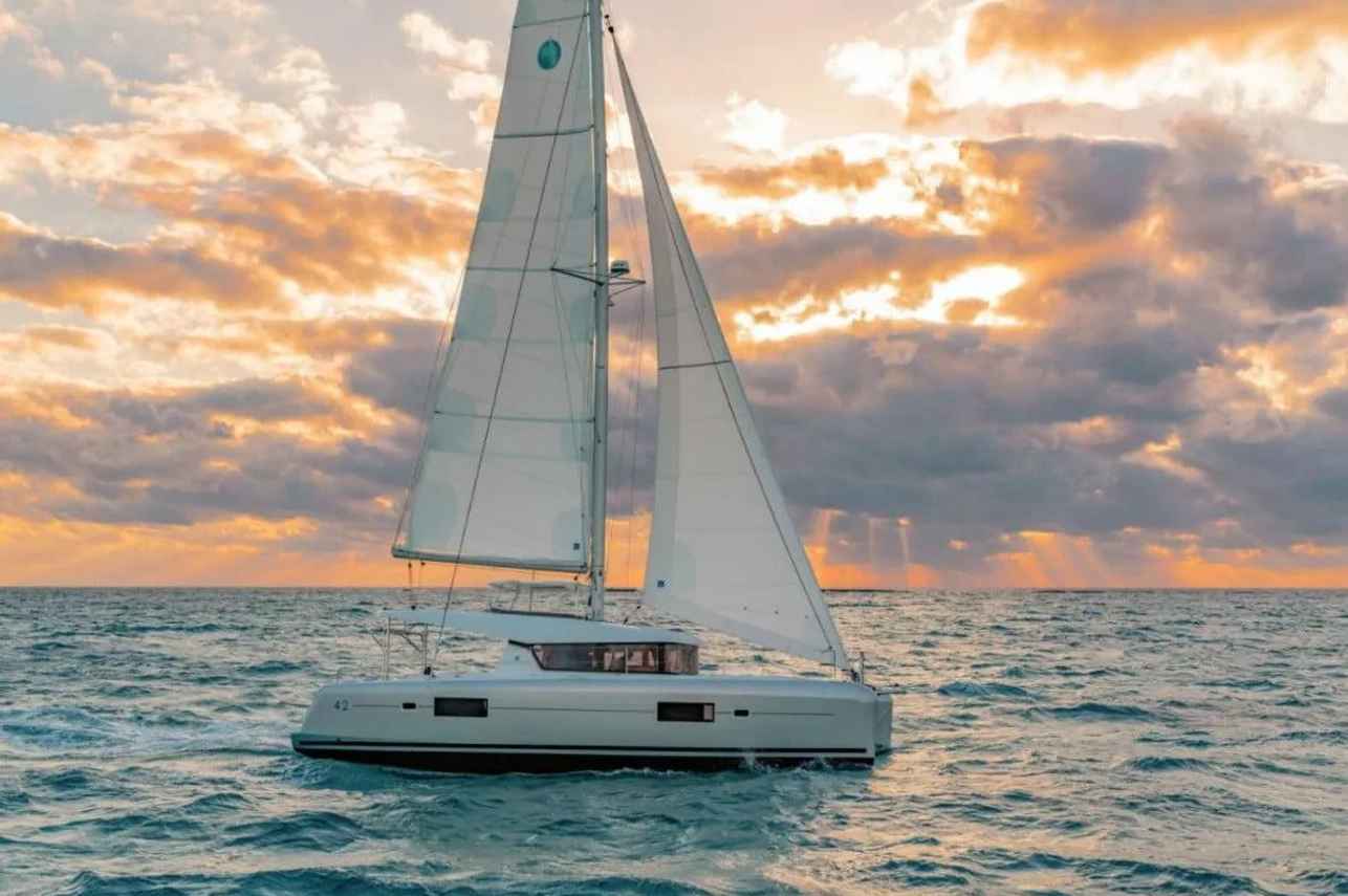 Lagoon 42