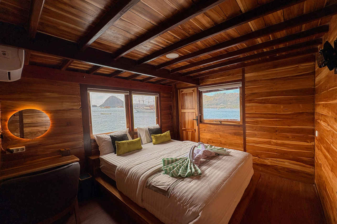 Master Cabin - Sundari Voyages