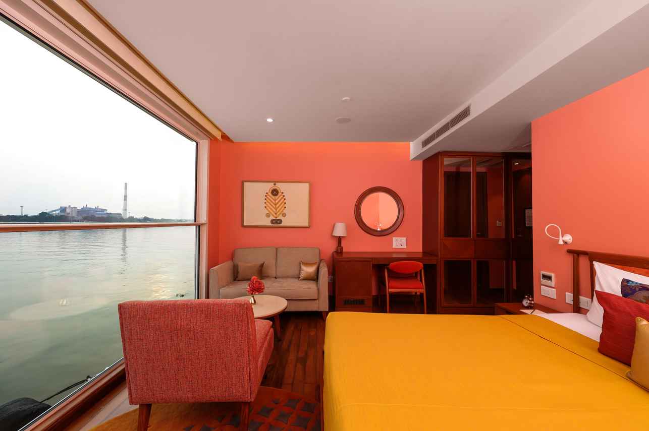 Main Deck Suite