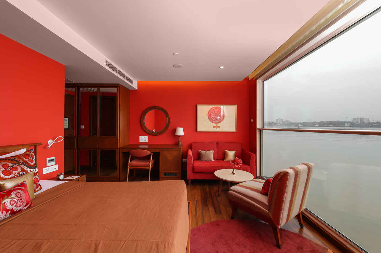 Main Deck Suite
