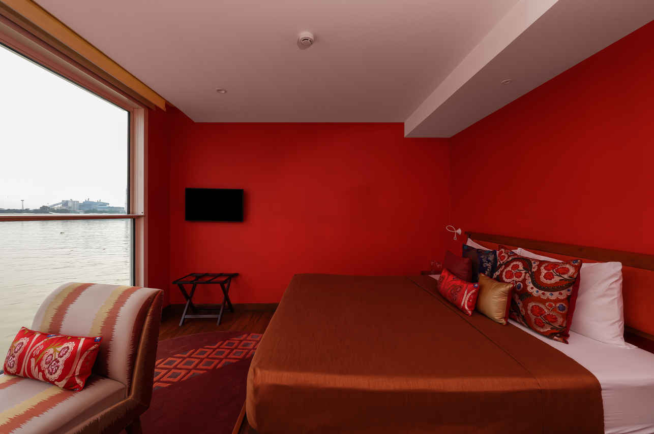 Main Deck Suite
