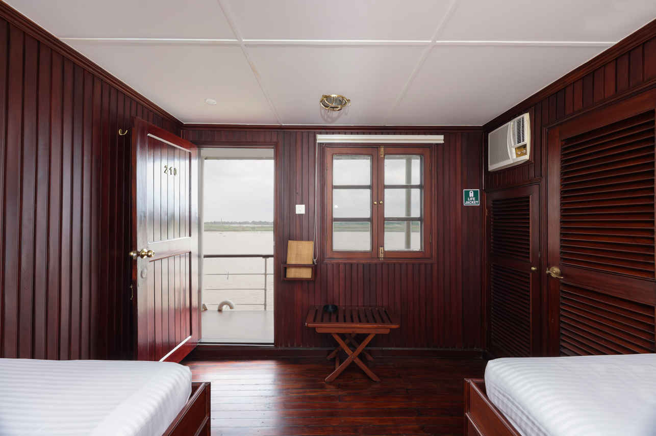 Deluxe Cabin - Bengal Ganga
