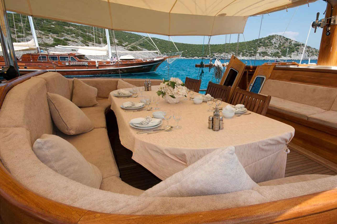 Buitenrestaurant - Barbaros Gulets