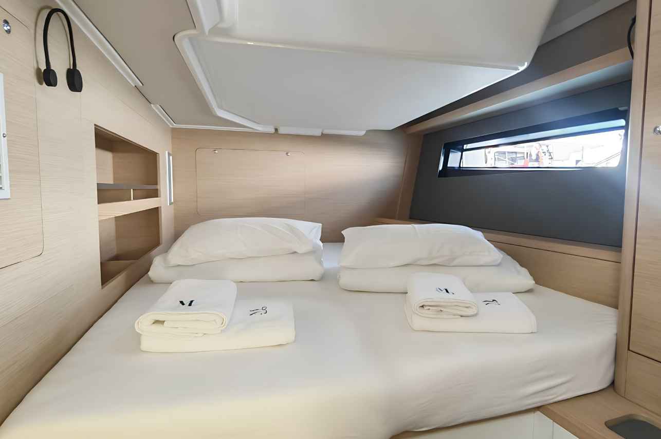 Double Cabin - Dufour 54
