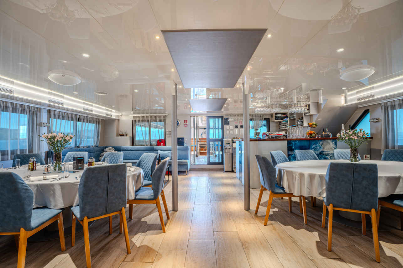 Dining Room - Alpha