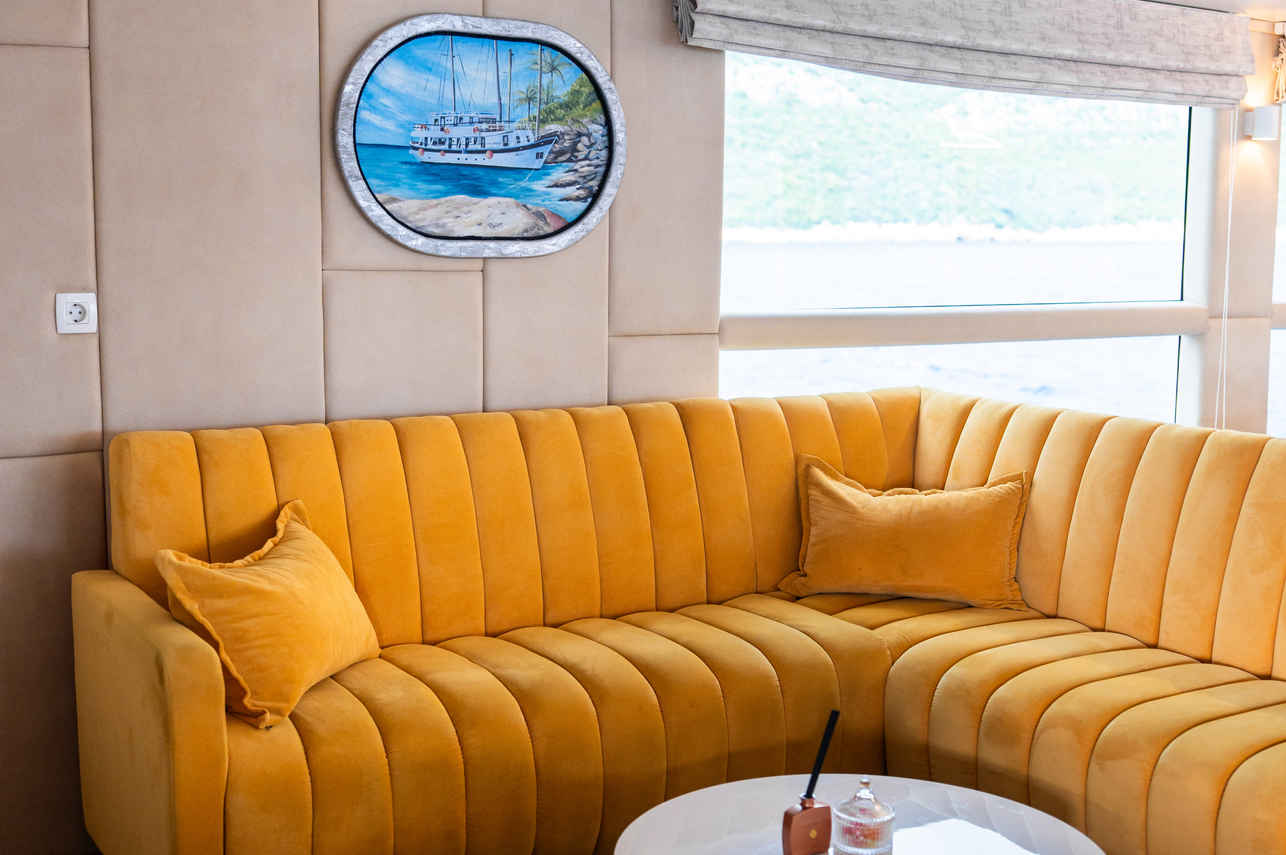 Indoor Saloon - Adriatic Blue