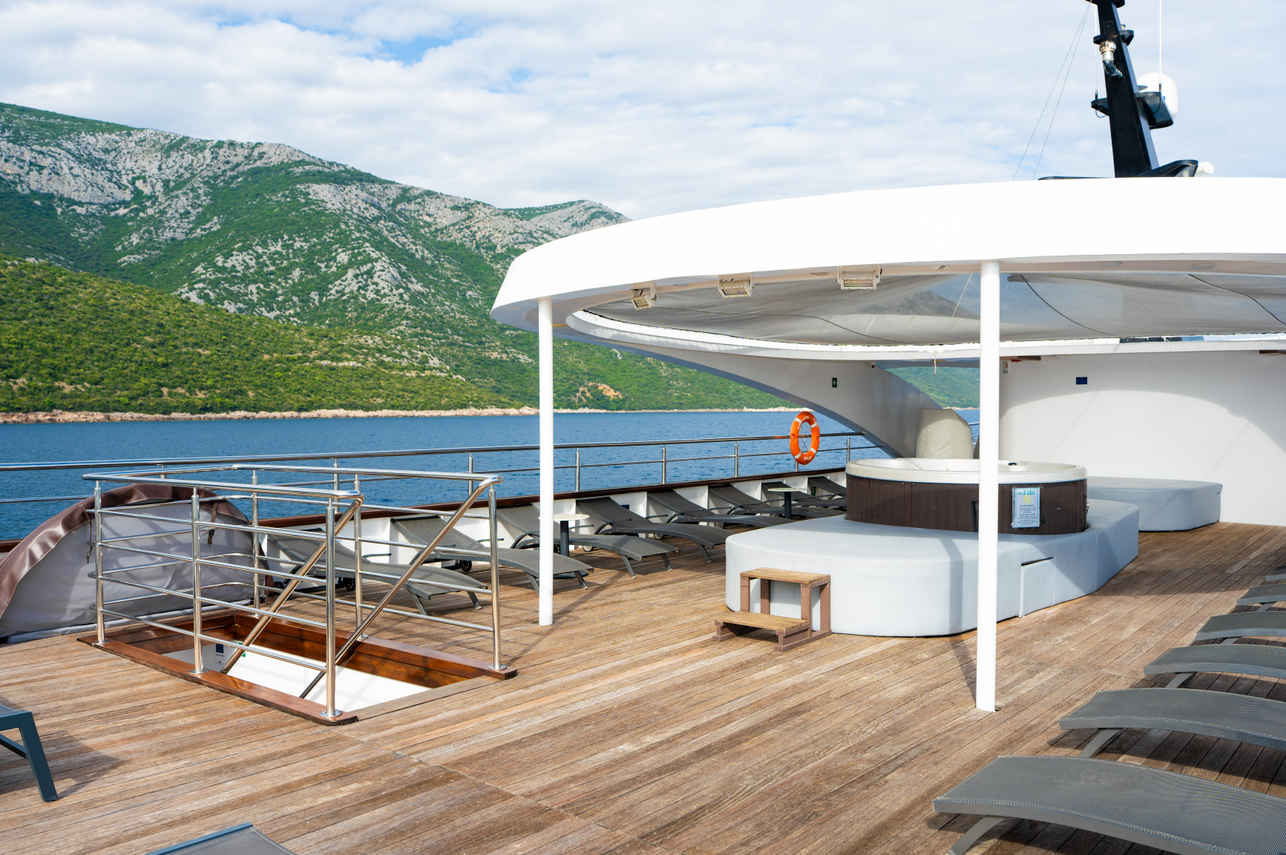 Sun Deck - Adriatic Blue