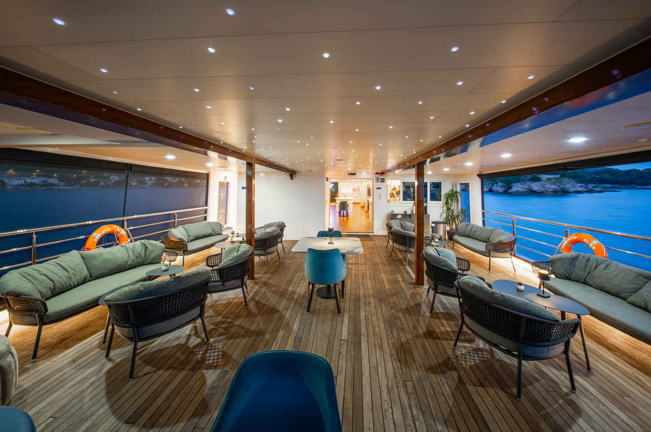Outdoor Lounge - Adriatic Blue
