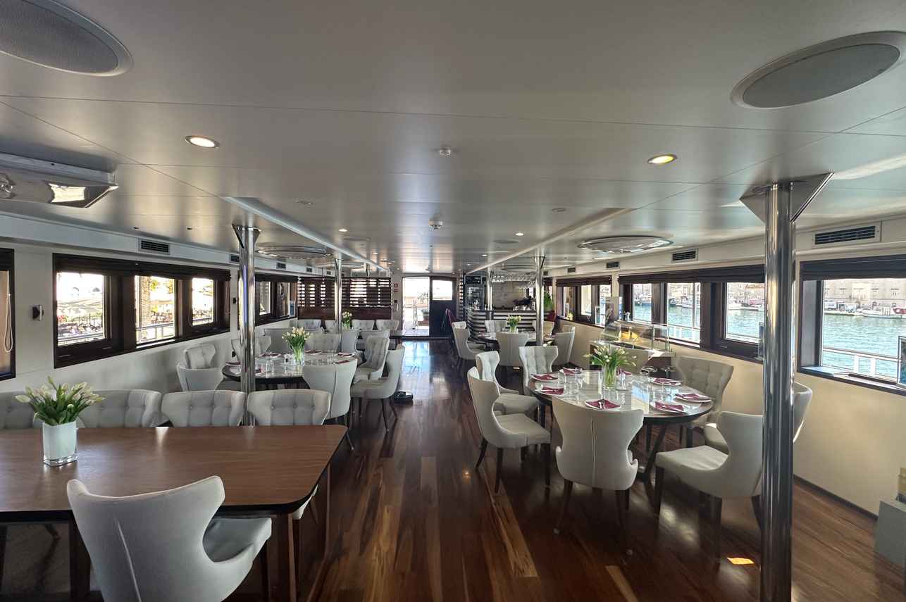 Dining Room - Princess