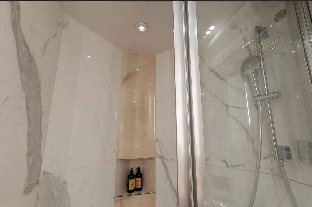 Outside Cabins En-suite Bathroom