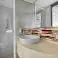 En-Suite bathrooms - National Geographic Gemini
