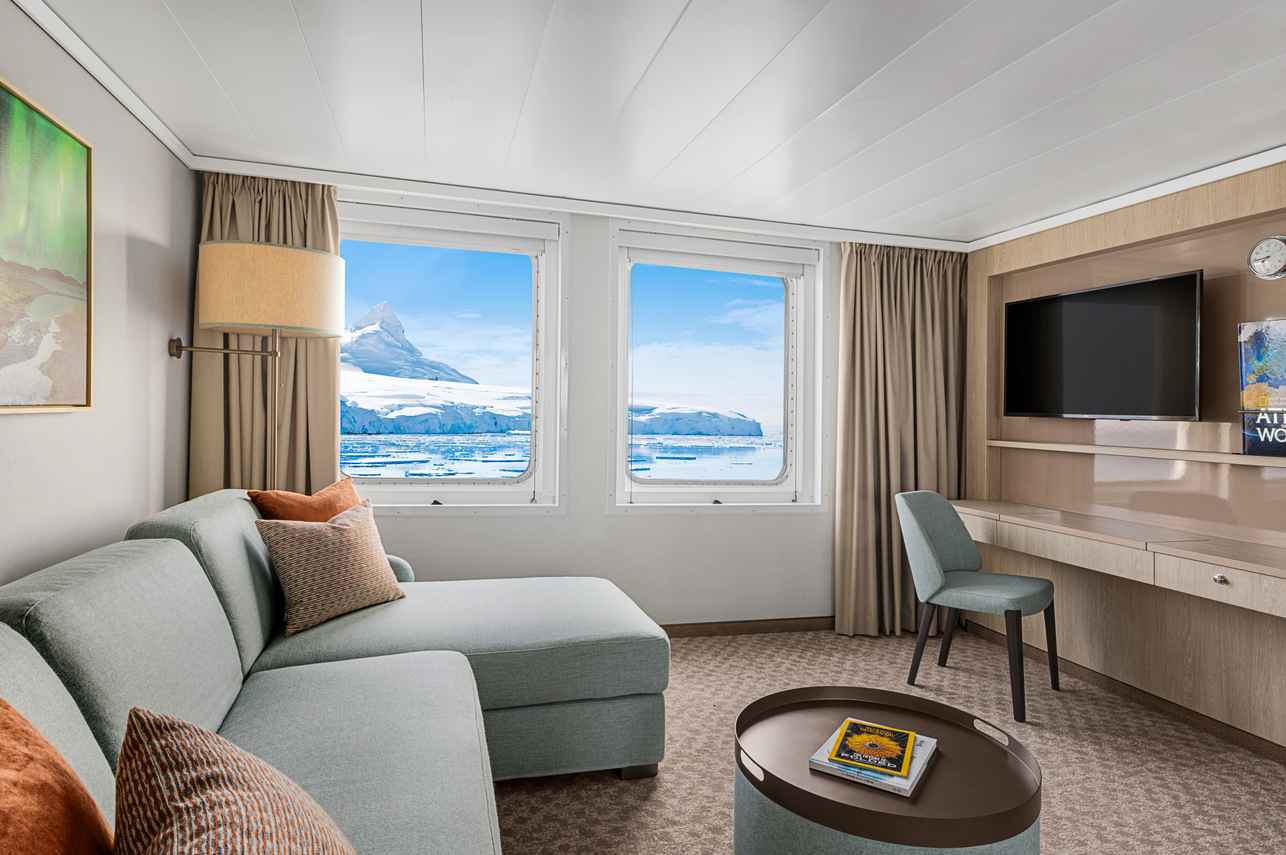 Category 06 Cabin