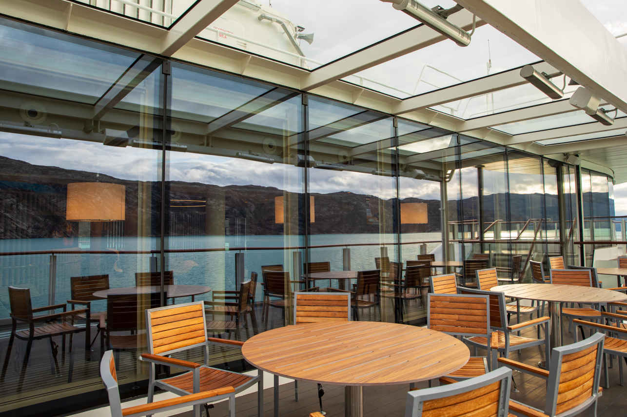 Outdoor Lounge - National Geographic Endurance