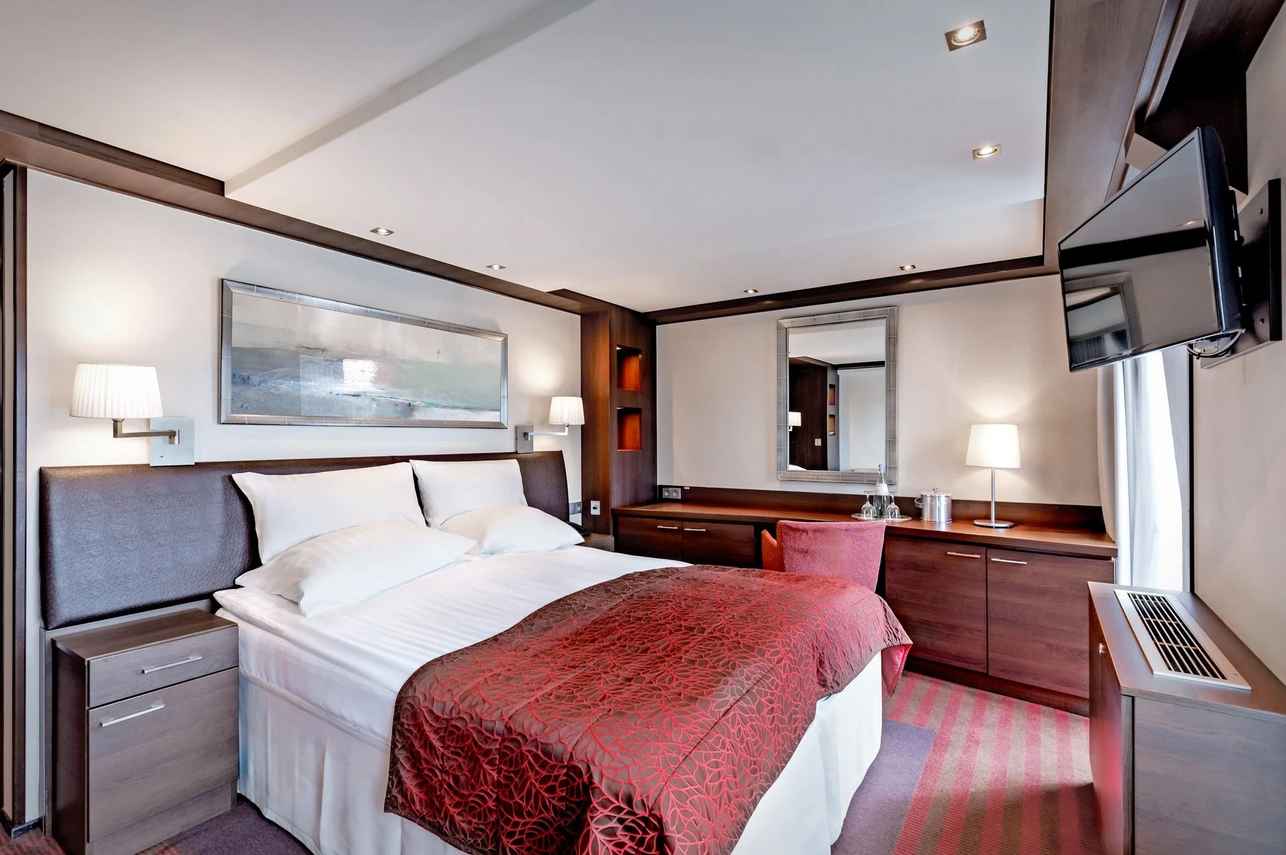 Cabin E