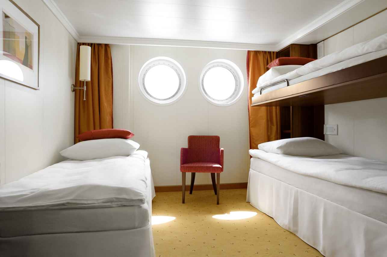 Cabin S