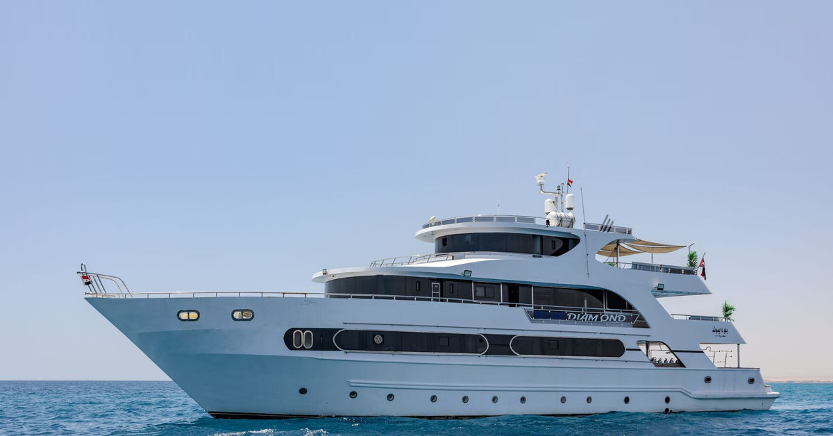 Blue Diamond — vessel photograph