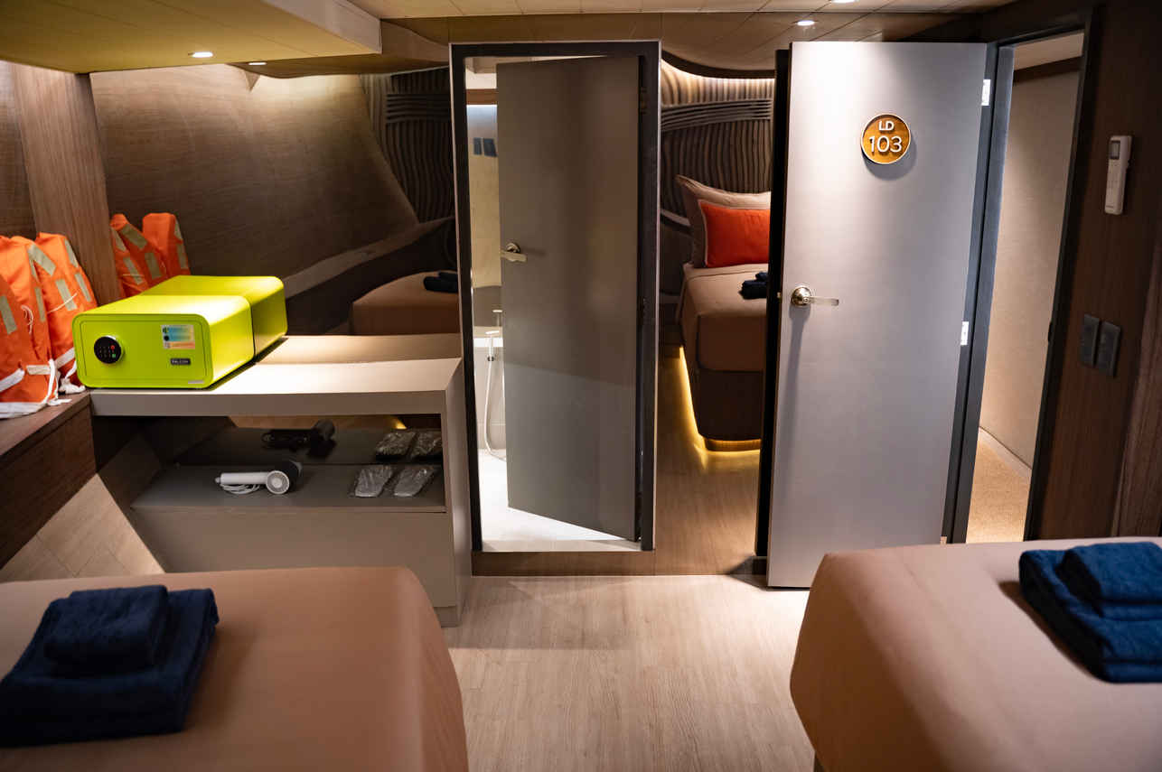 Voyager Twin Suite 103
