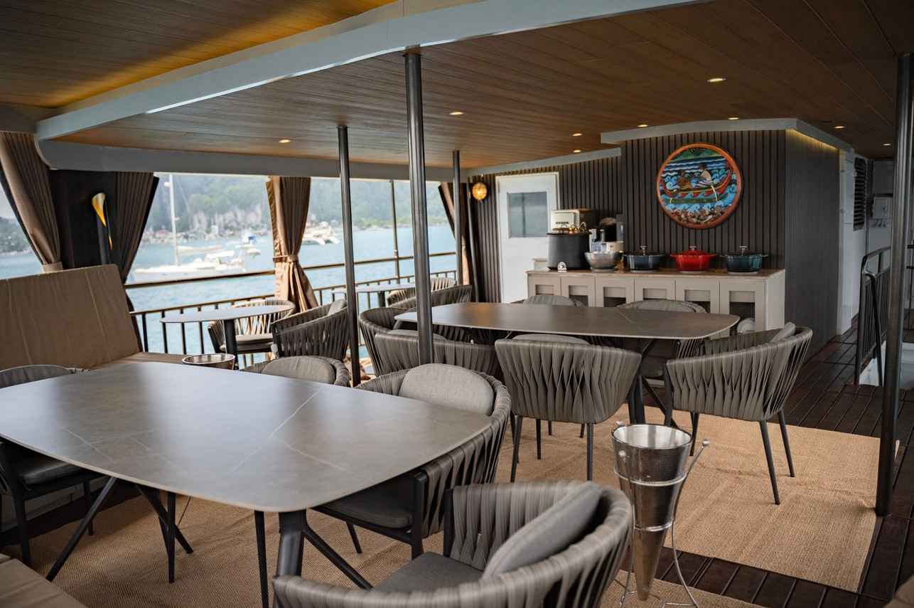 Buitenrestaurant - Black Noddy