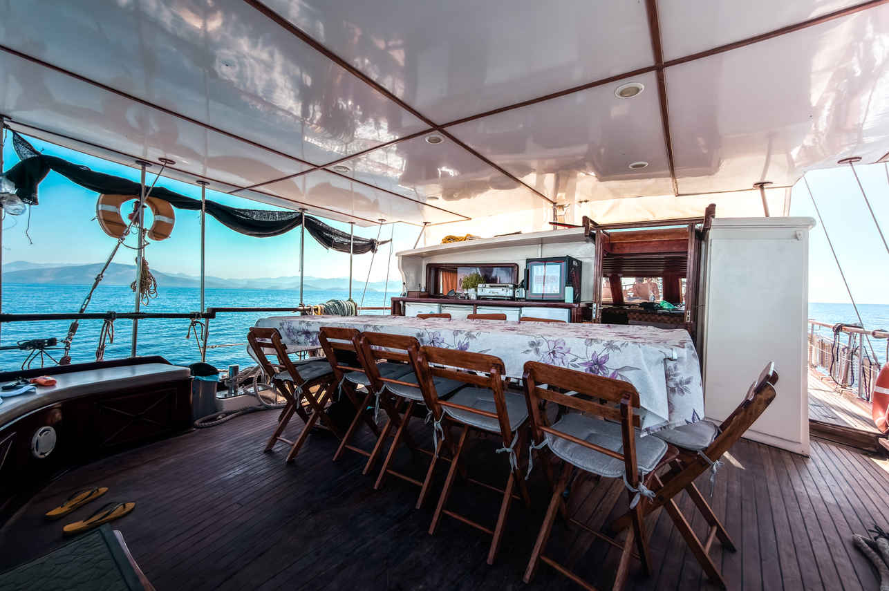 Comedor al Aire Libre - Aurora