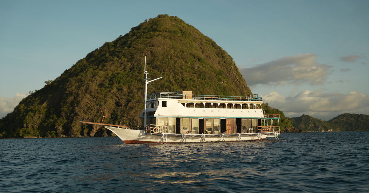 Maria Seascape — vessel photograph