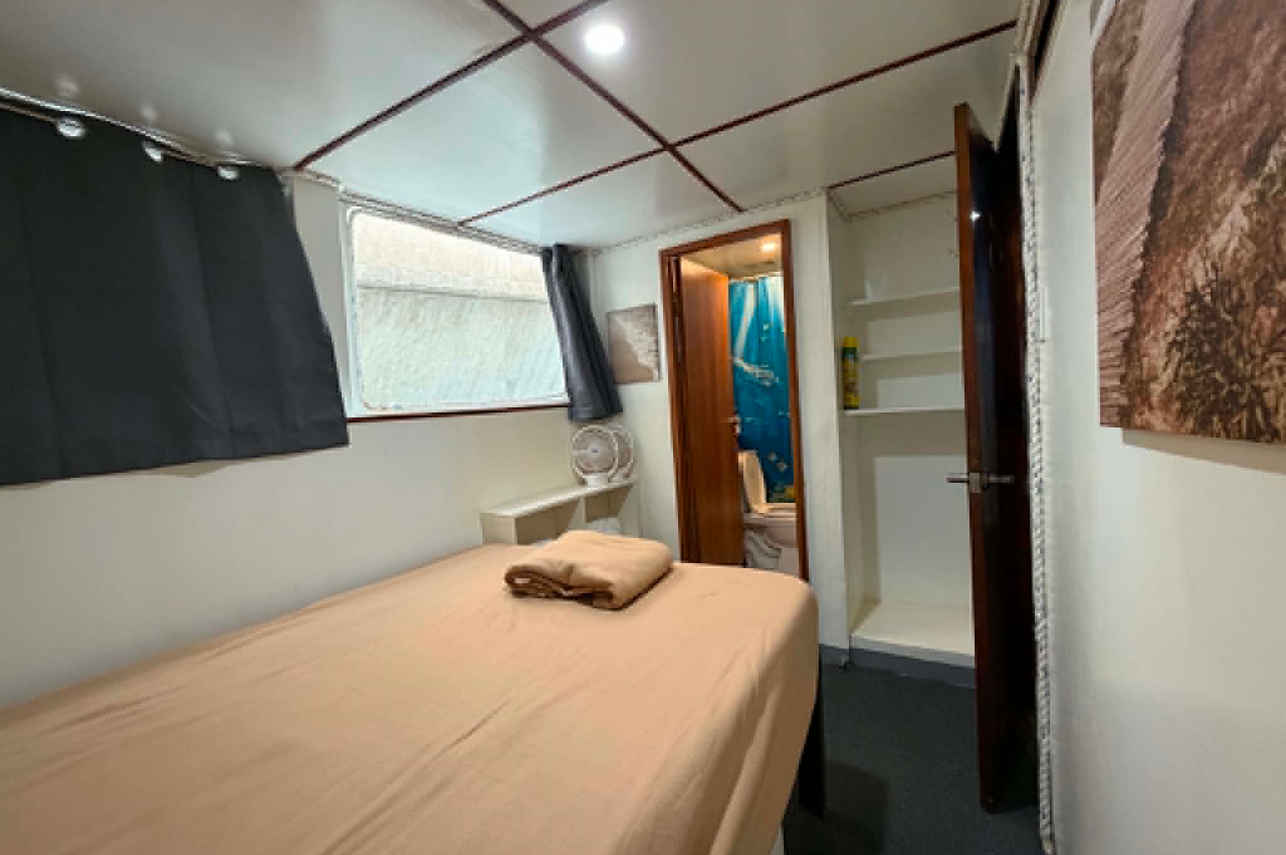 Double Cabin - Marie Ines