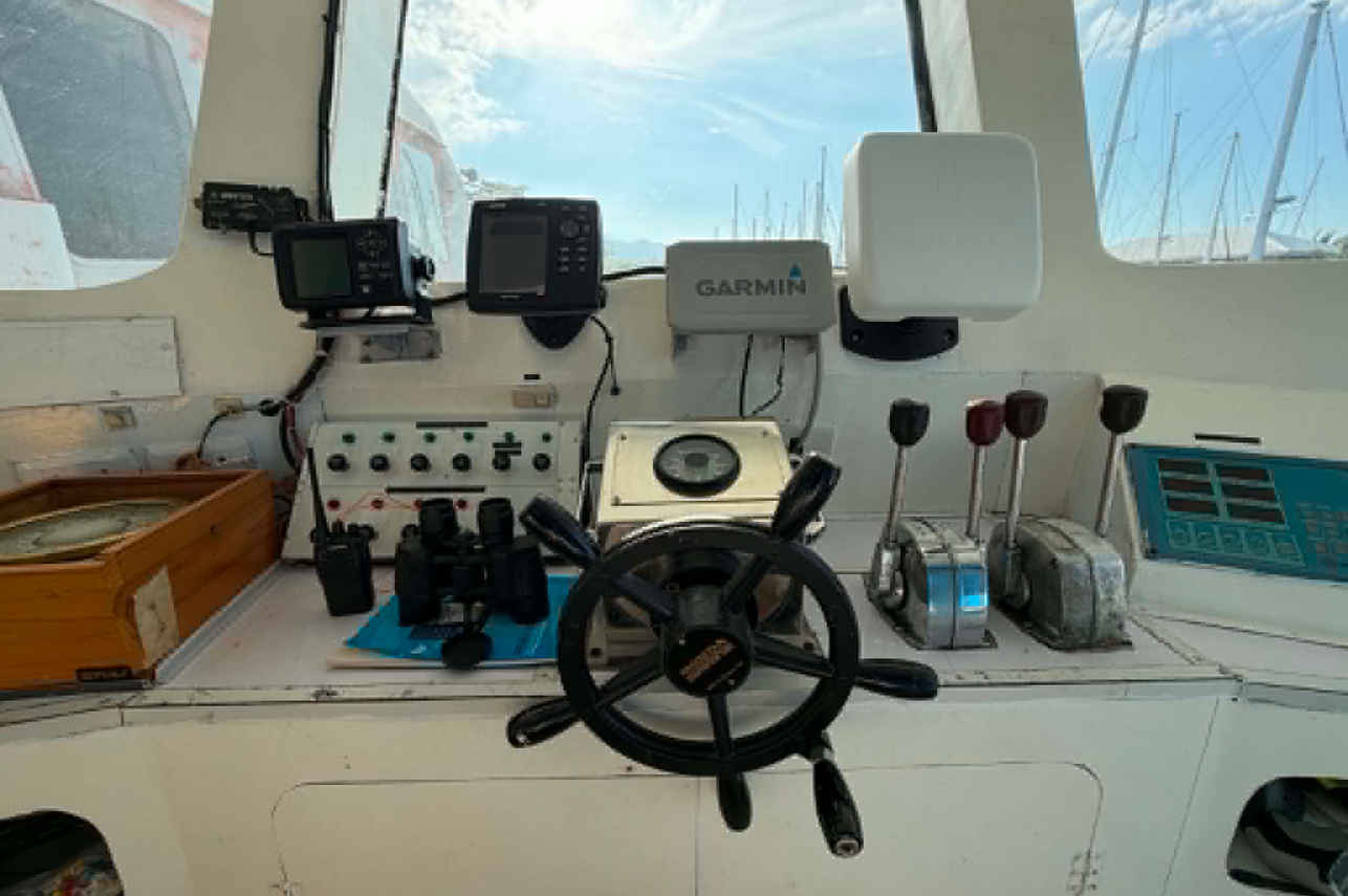 Captains Helm - Marie Ines