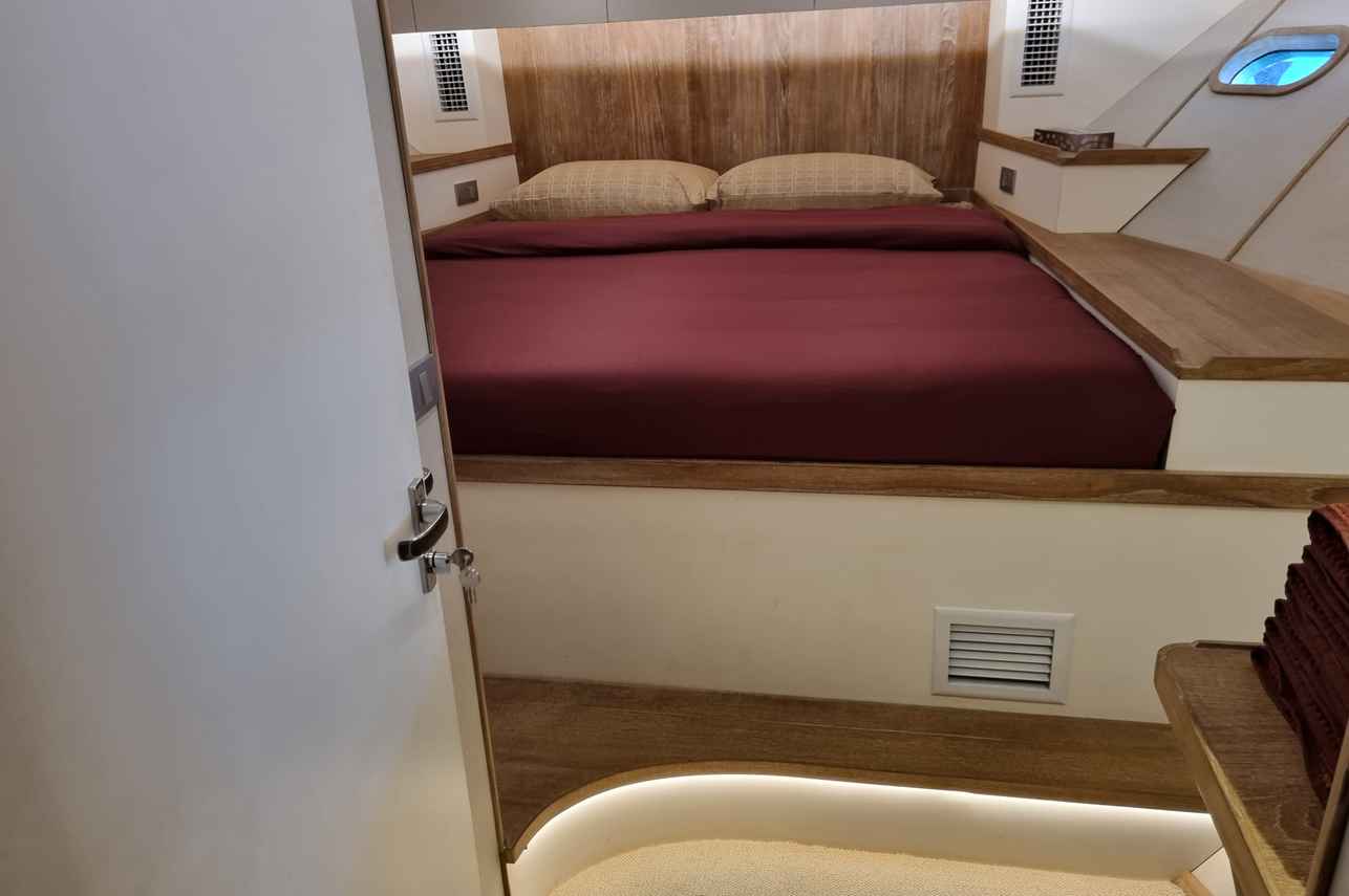 Deluxe Front Cabin