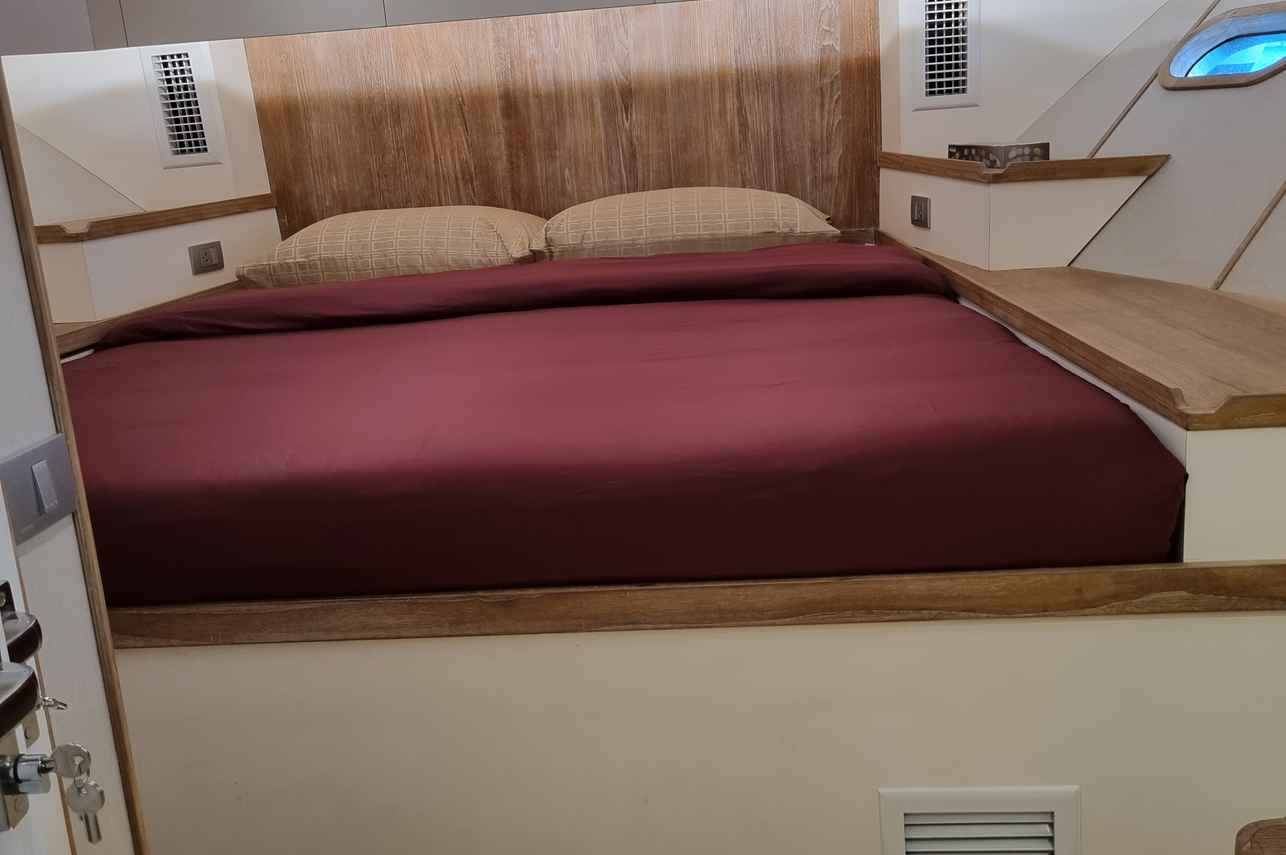Deluxe Front Cabin