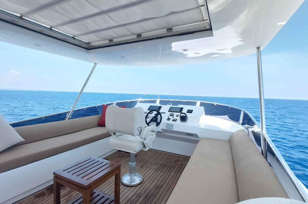 Flybridge