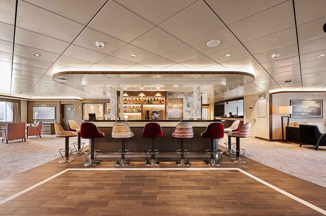 Área de Bar e Lounge - Douglas Mawson Antarctica