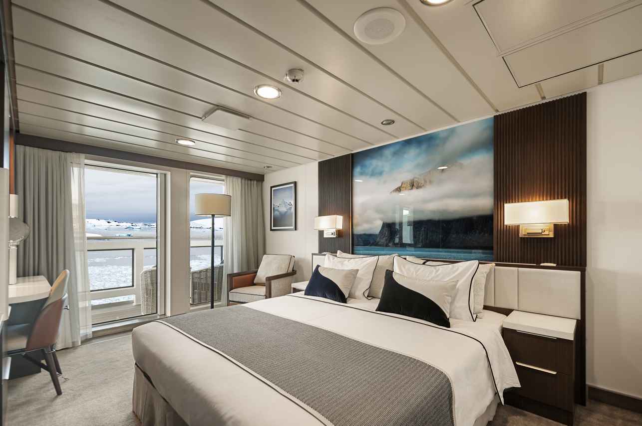 Captain Suite