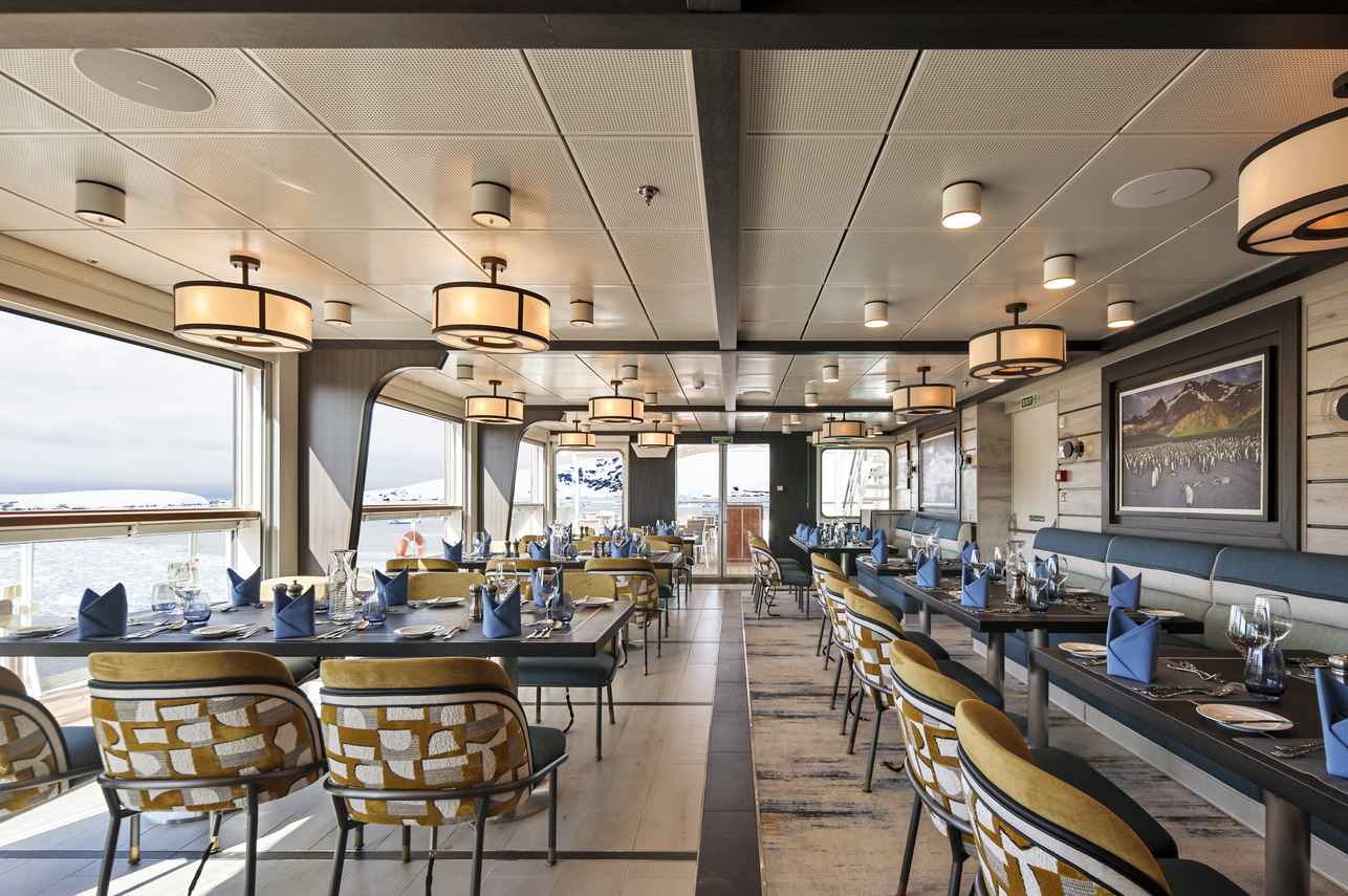 Hut Restaurant