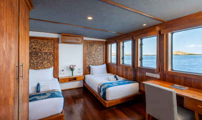 Main Twin Cabin