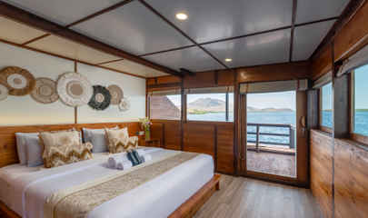 Deluxe Sea View with Balcony