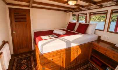 Upper Deck Double Cabin (7 & 9)