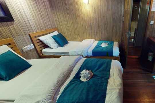 Twin Cabins