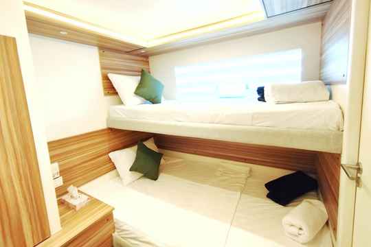 Upper Deck Bunk Bed Cabin