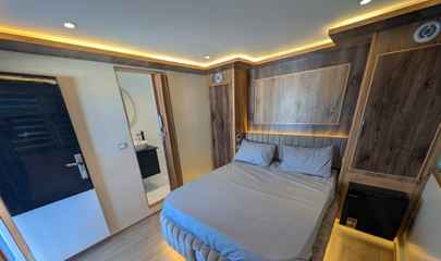 Upper Deck Double