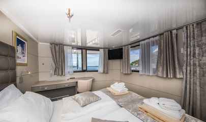 VIP Cabin Upper Deck