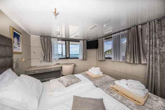 VIP Cabin Upper Deck