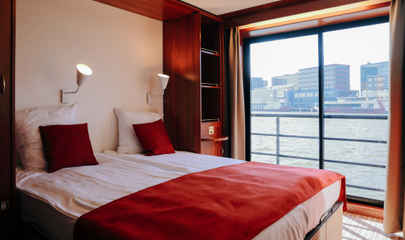 Deluxe Promenade Cabin