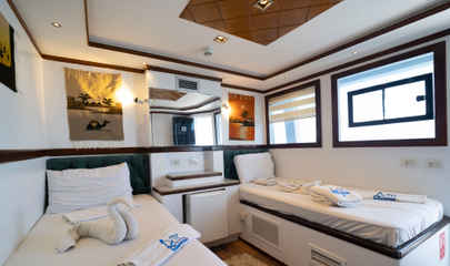 Twin Cabin - Upper Deck