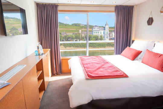 Upper Deck Twin Cat A