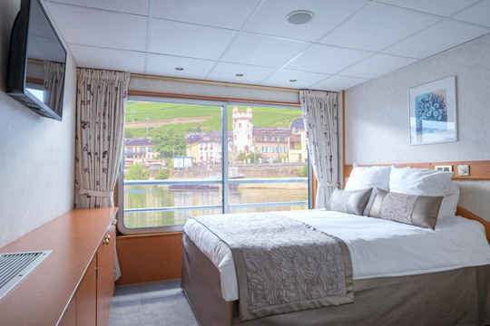 Upper Deck Double Cat C