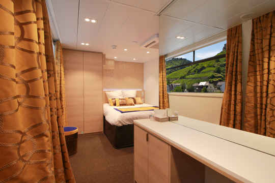 Main Deck Suite Cat B