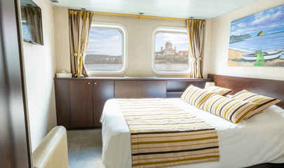 Main Deck Twin Cat B